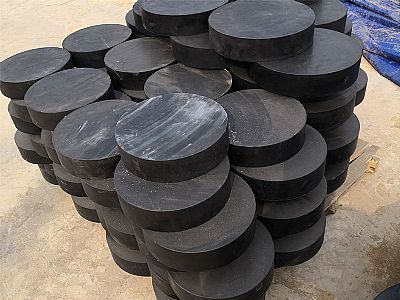 定西板式橡胶支座由若干层橡胶片与薄钢板经加压硫化